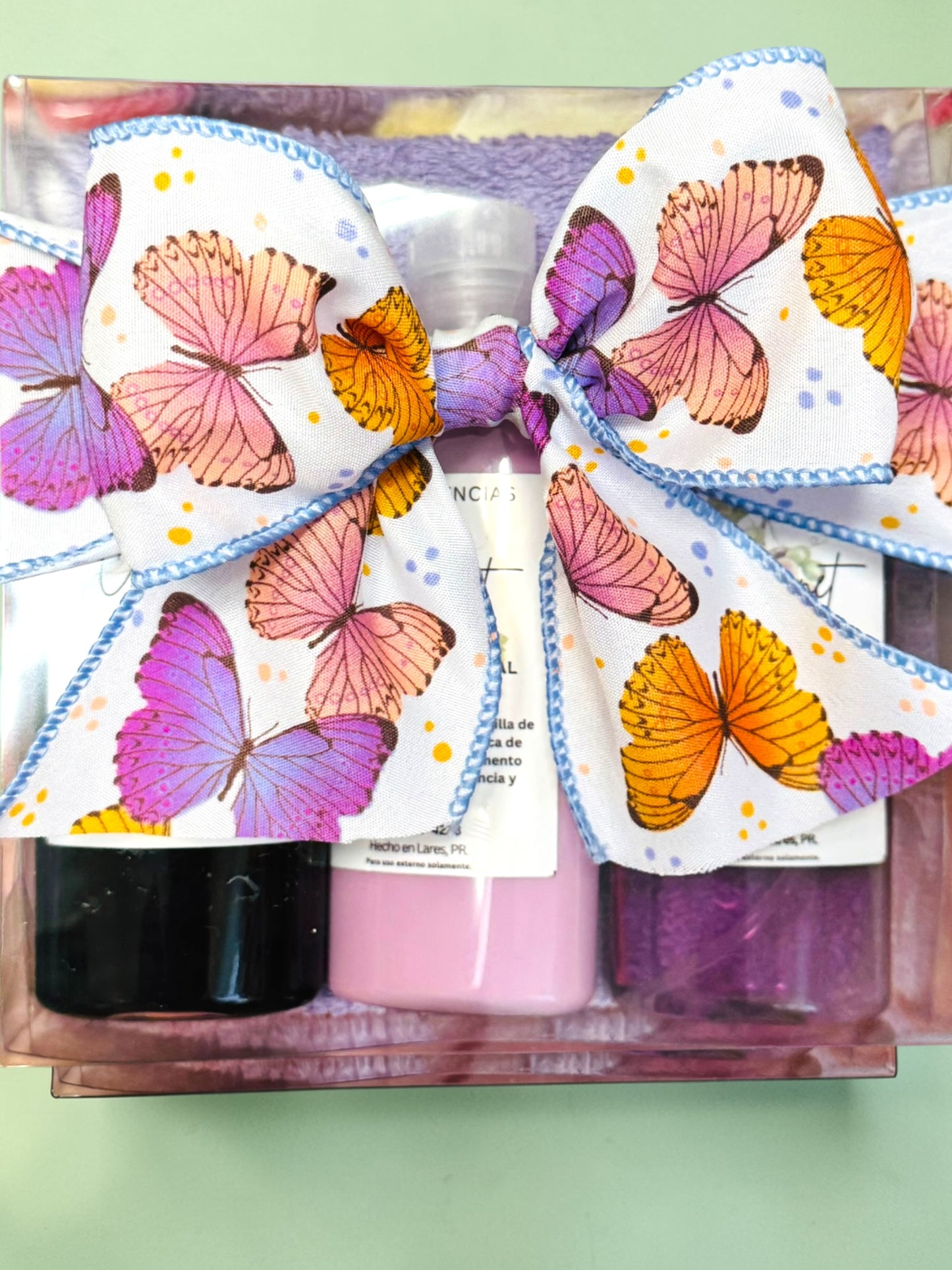 12. Set de Crema, Splash y Shower Gel.